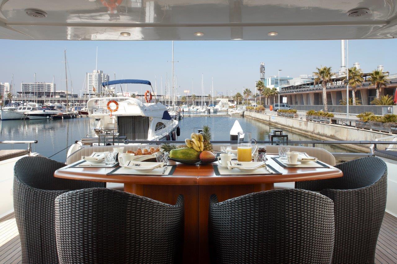 2006 ASTONDOA 82' GLX 